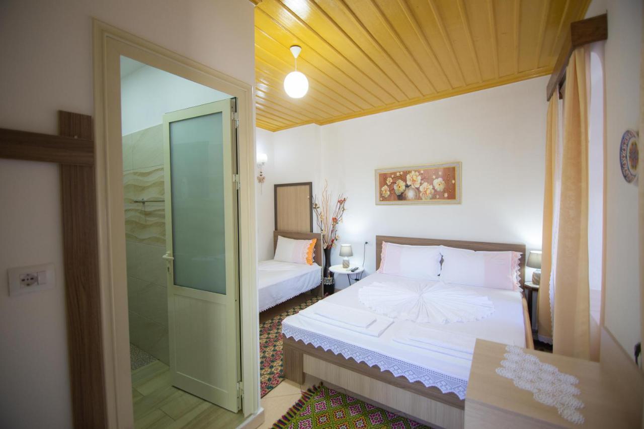 The Mosaic House - Shtepia Me Mozaik Hotel Permet Exterior photo