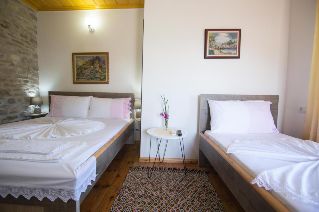 The Mosaic House - Shtepia Me Mozaik Hotel Permet Exterior photo